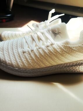 Danskin White Knit Slip-On Women’s Sneakers